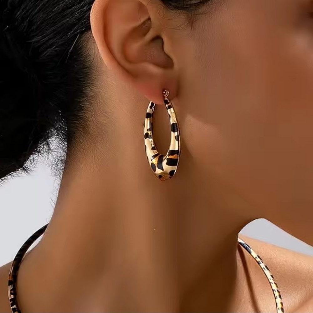 Luxury Leopard Gold Hoop Earrings Women's New f89 - Picture 2 of 3